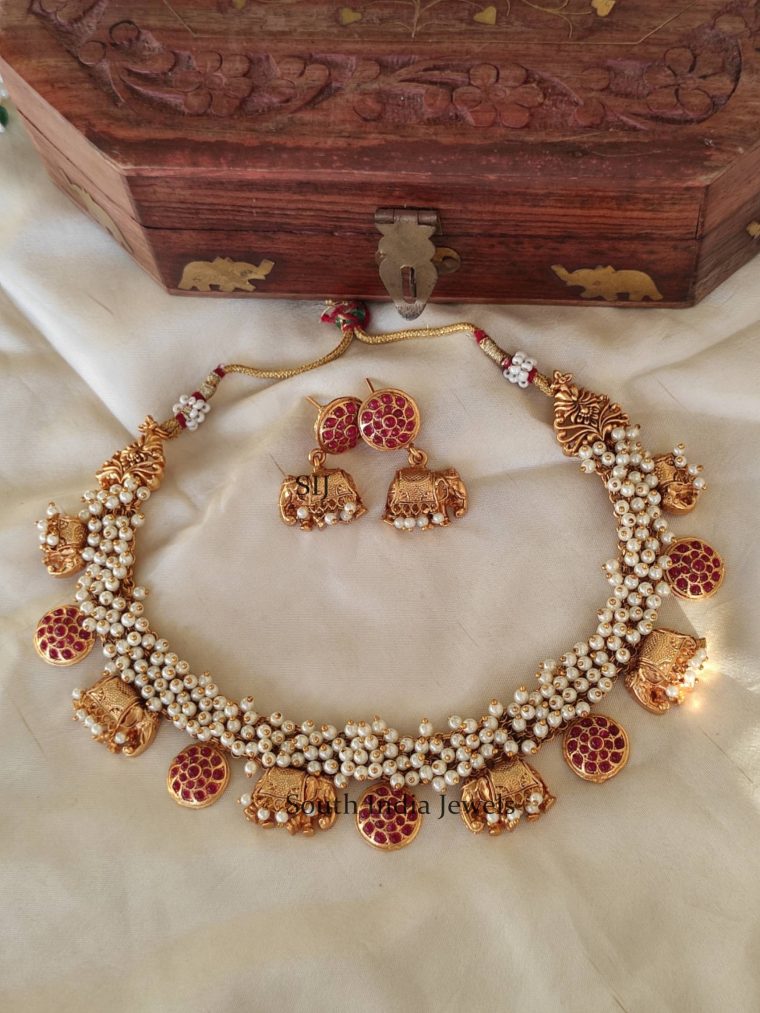 Gorgeous Pearl Kemp Necklace