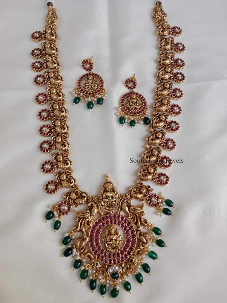 Traditional Lakshmi Design Necklace (5)