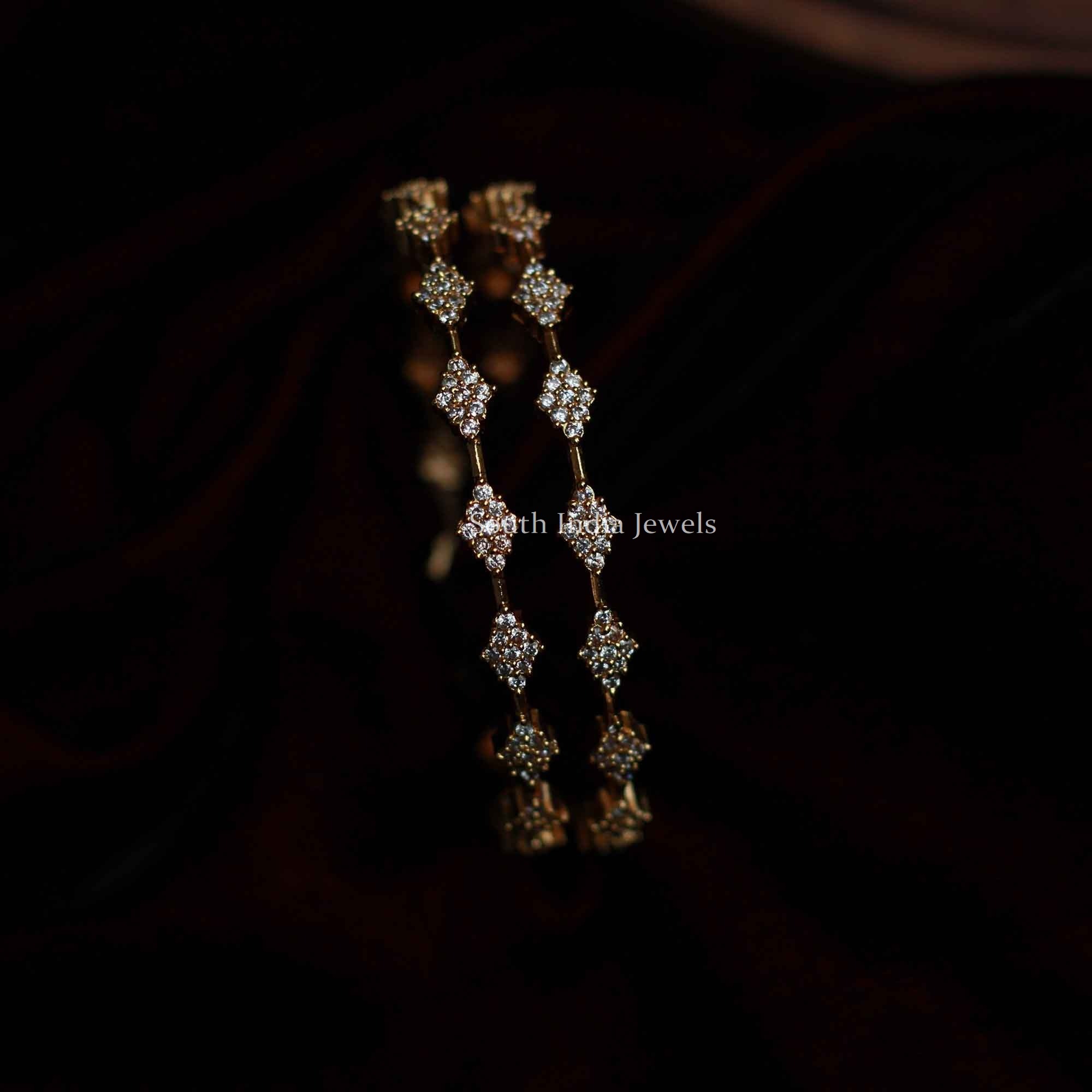 Beautiful Diamond Design Bangle Set (2)