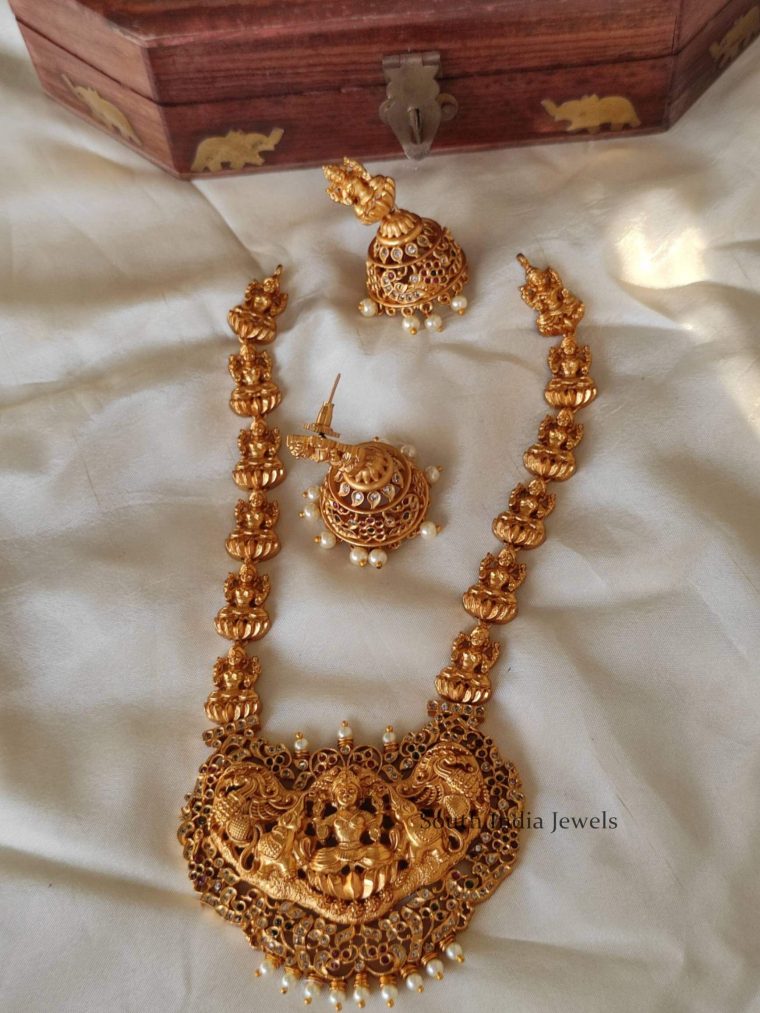 Grand Lakshmi Pendant Necklace