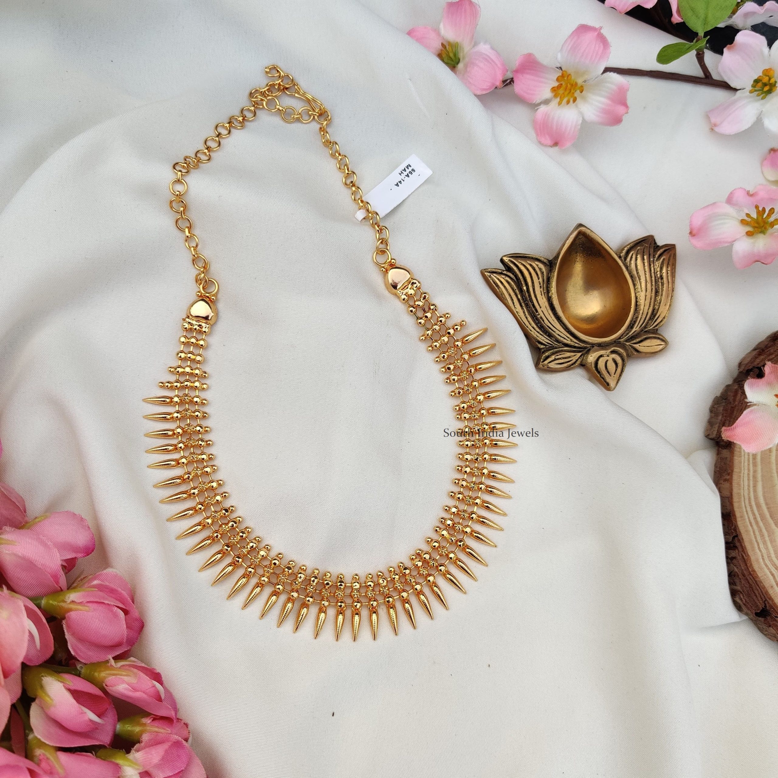 Spike Design Kerala Necklace (2)