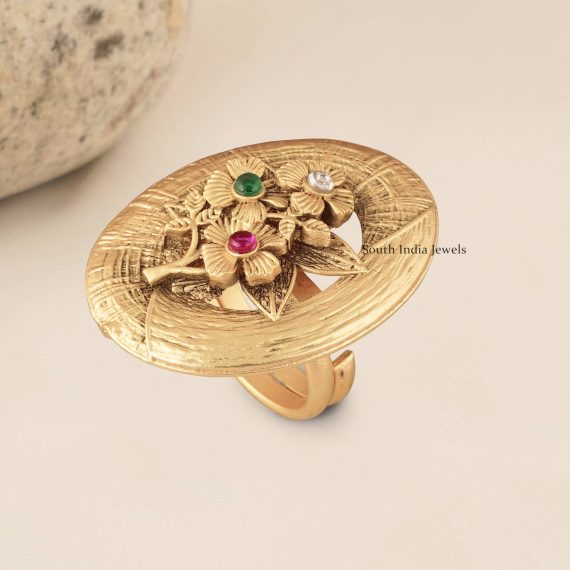 Stunning Floral Gold Ring
