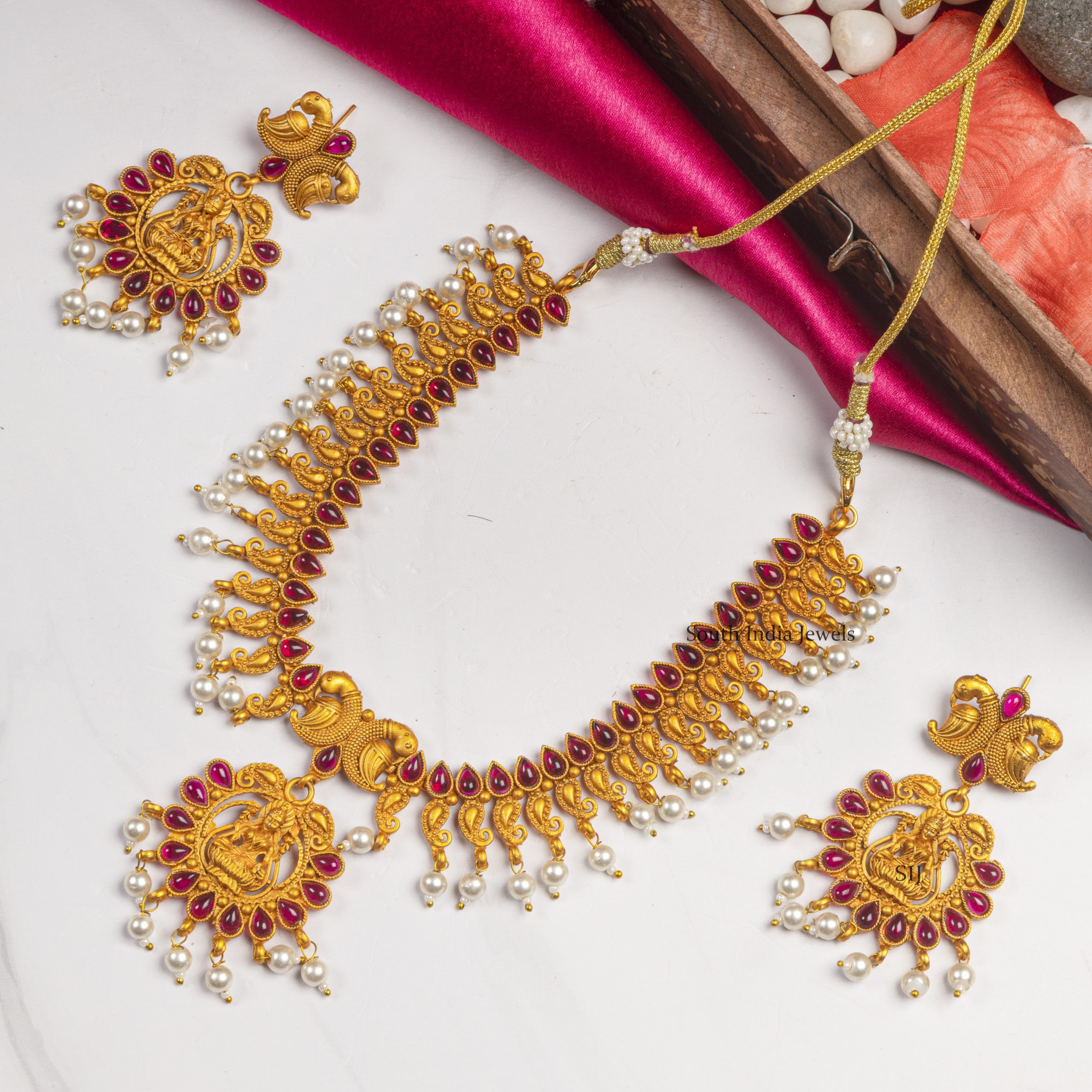 Temple Design Necklace Online-South India Jewels.