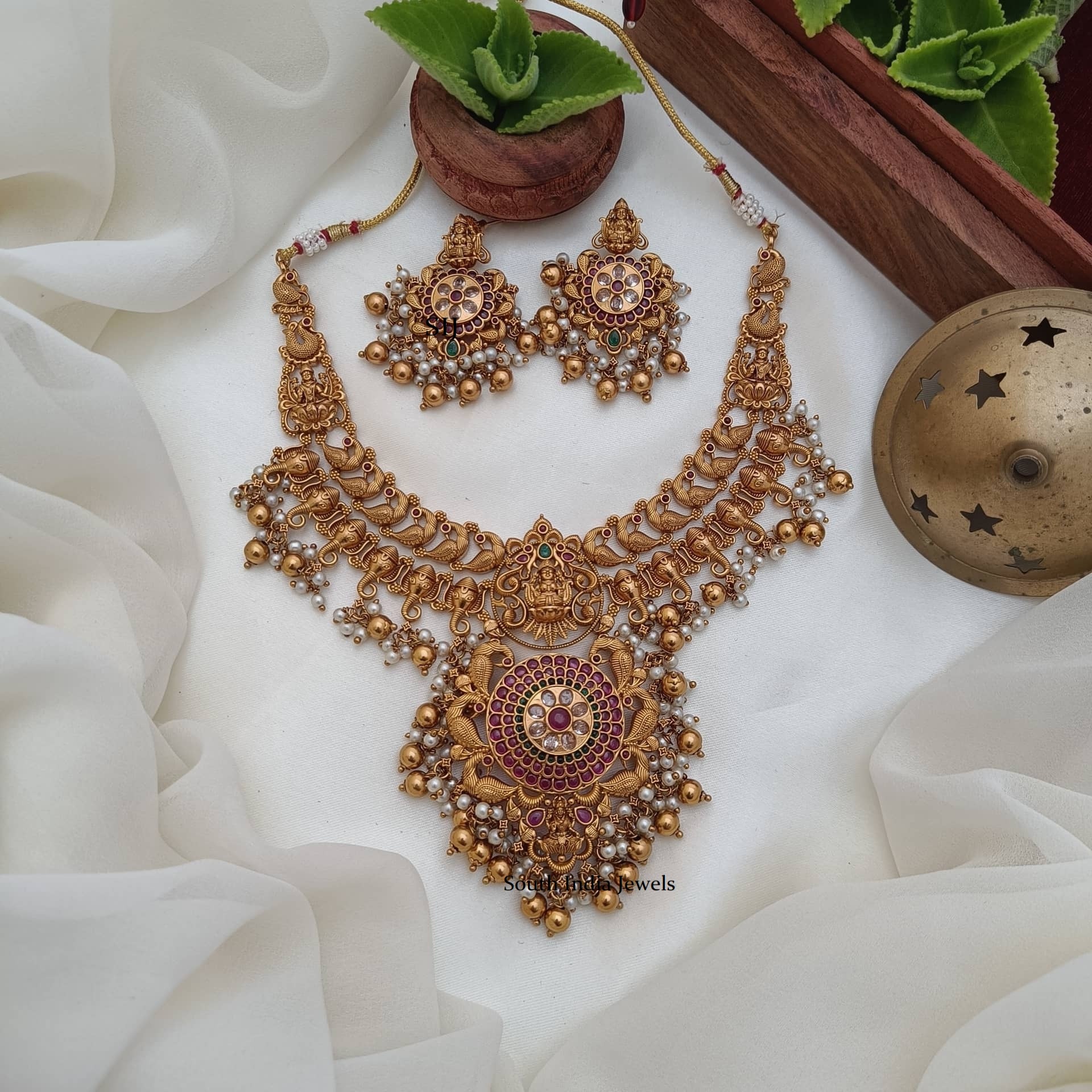 Traditional Lakshmi Kemp Necklace