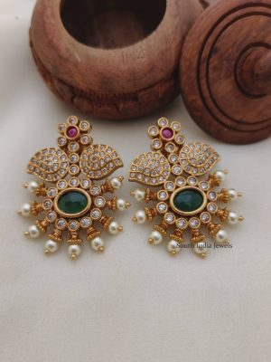 Trendy Leaf Design Earrings