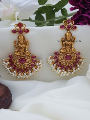 Unique Lakshmi Pearl Earrings
