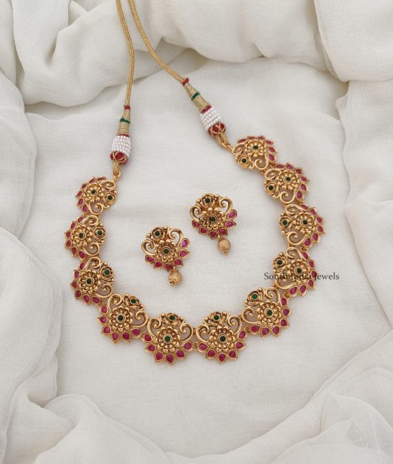 Kemp Floral Design Necklace