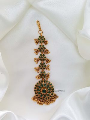 Graceful Bridal Green Maang Tikka