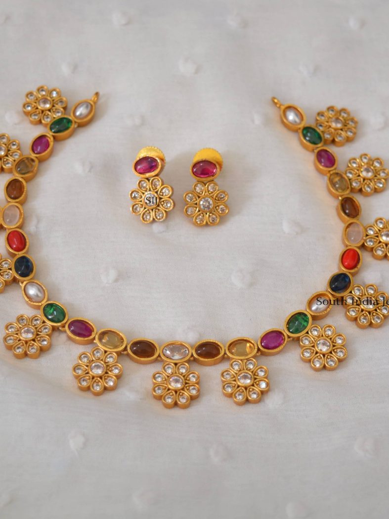 Navarathna Design Necklace