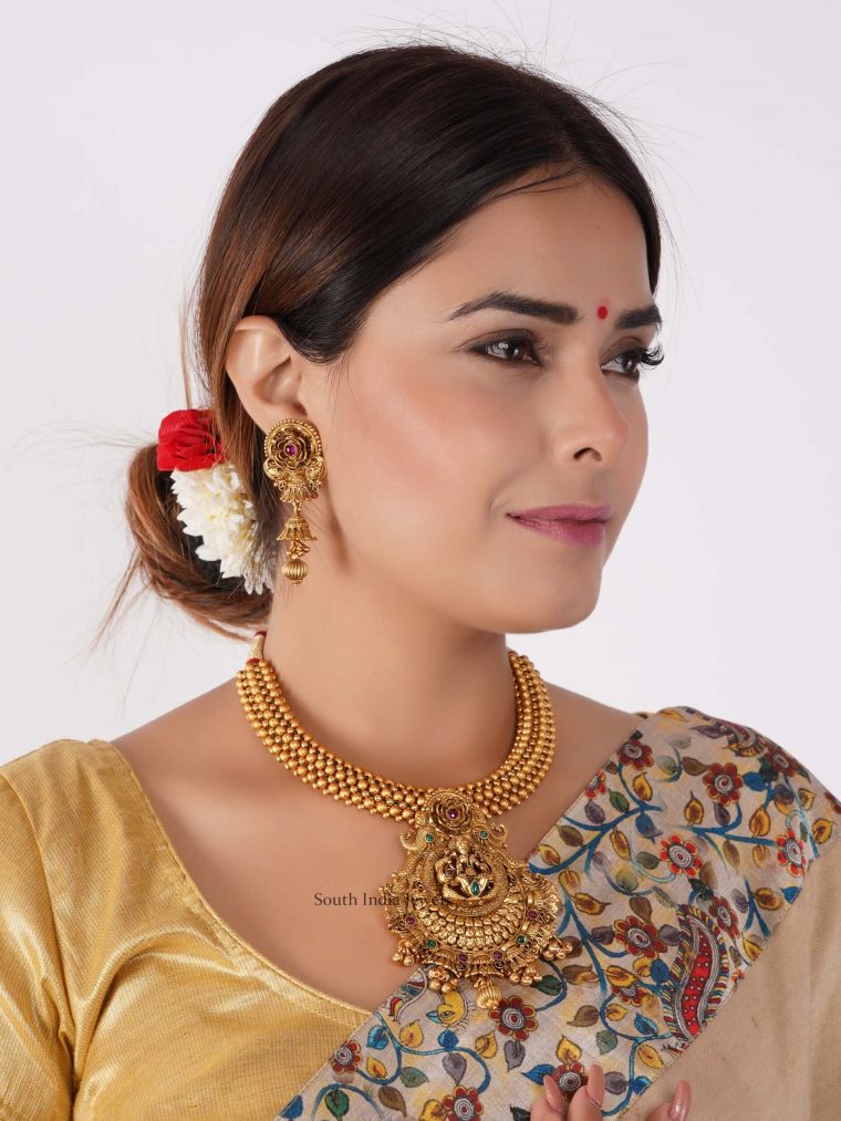 Royal Lakshmi Antique Necklace Set (2)