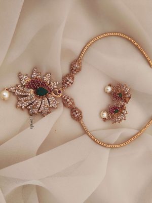 Simple Elite Peacock Necklace