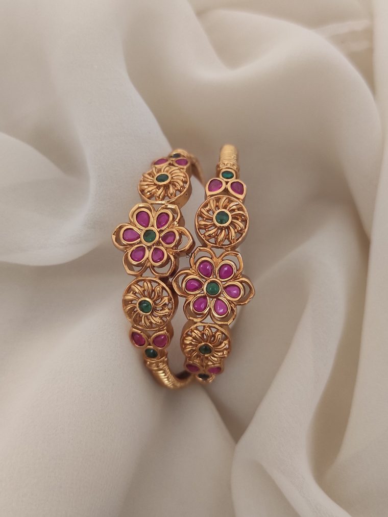 Floral Design Kada Bangles