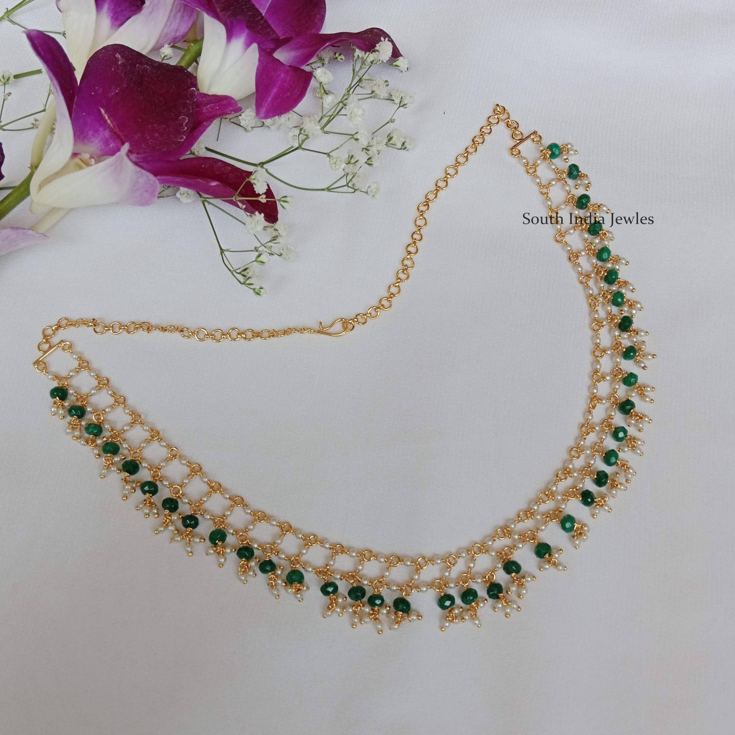 Elegant Pearl Design Necklace