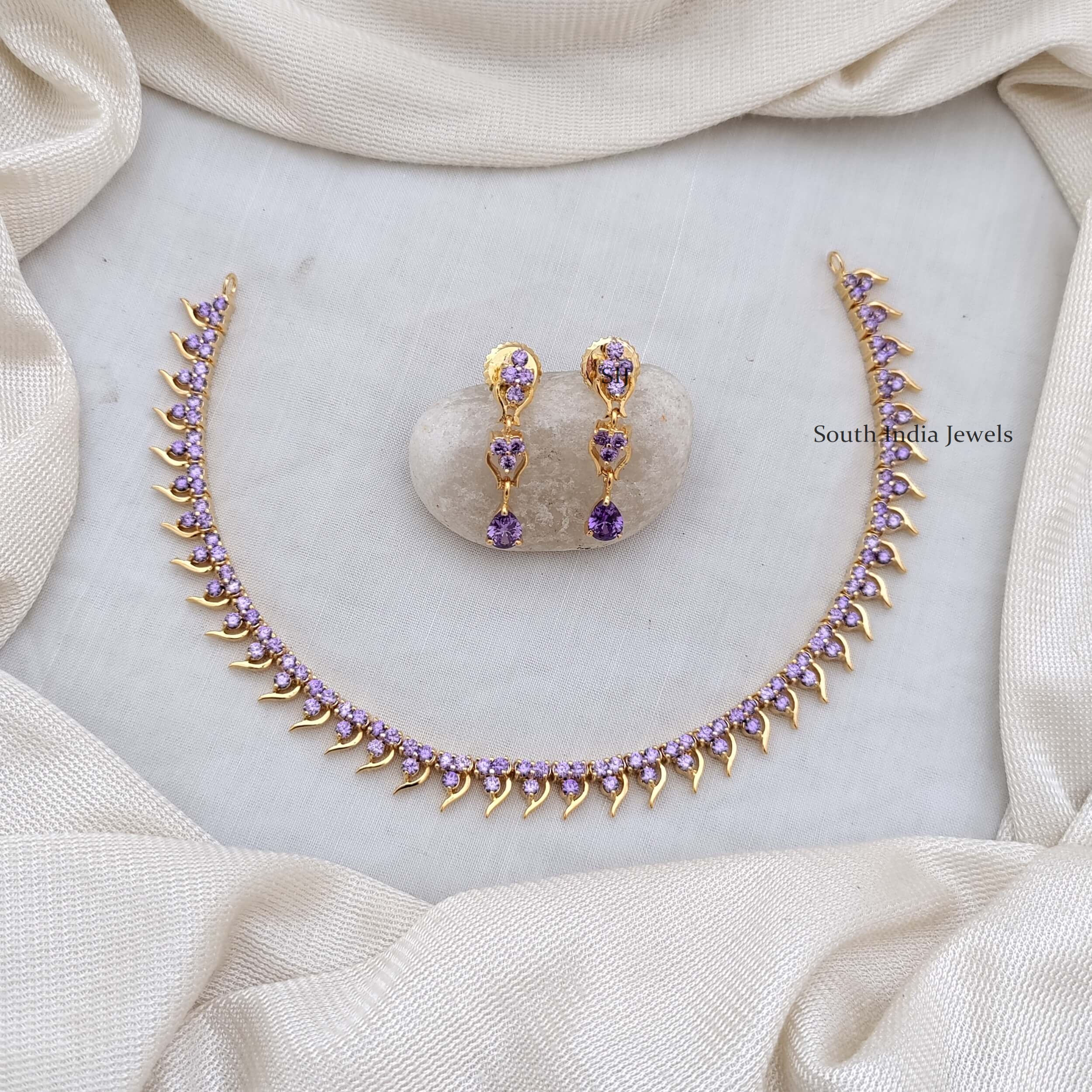 Gorgeous Amethyst Stones Necklace