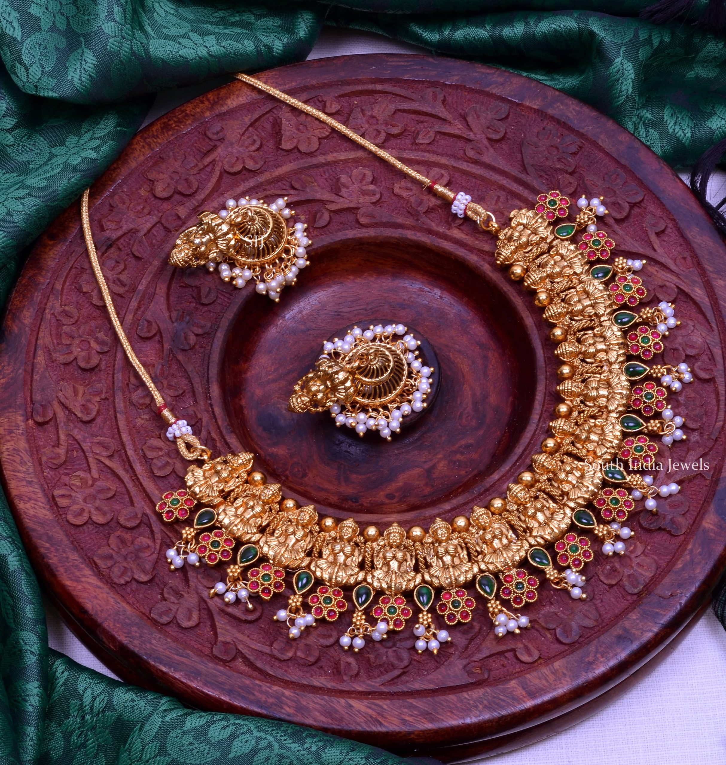 Lakshmi Design Multicolor Stones Necklace