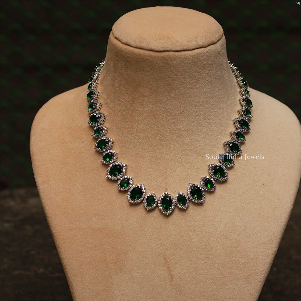 Marvelous Green Stones Necklace
