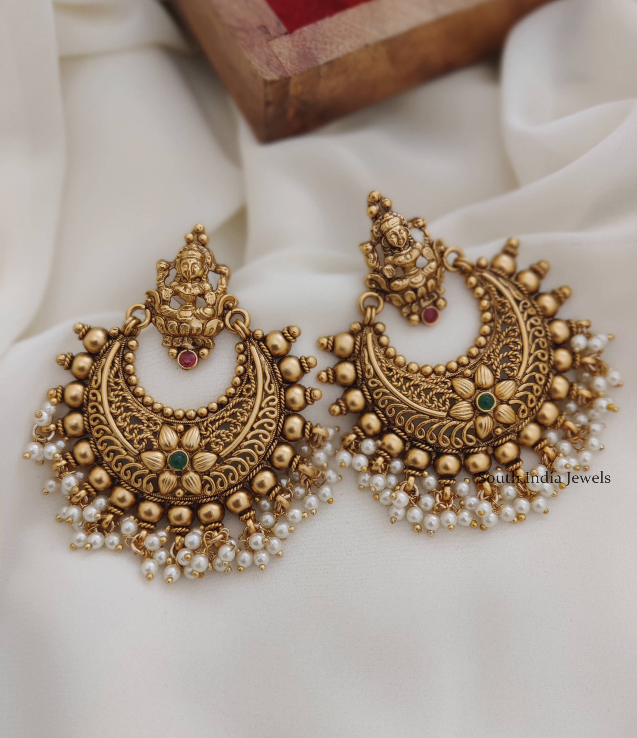 Stunning Lakshmi Pearl Design Earrings