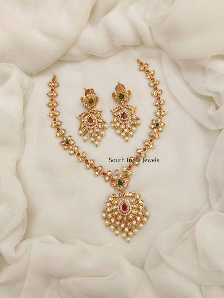 gold necklace designs in 3 tulas