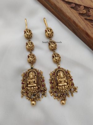 Amazing Lakshmi & Peacock Maang Tikka