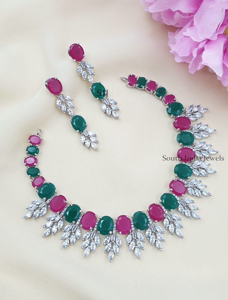 Attractive Stone Studded Necklace (1)
