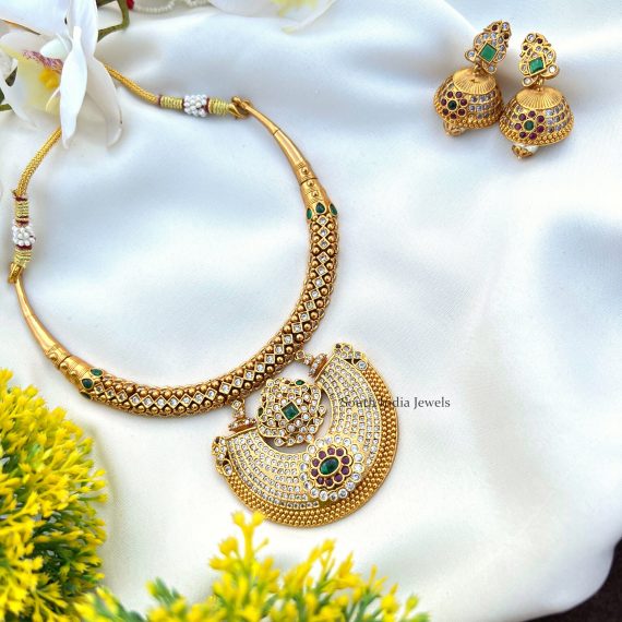 Chaand Floral Kanti Necklace Set (4)