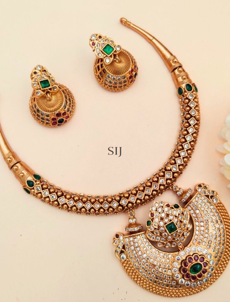 Chaand Floral Kanti Necklace Set