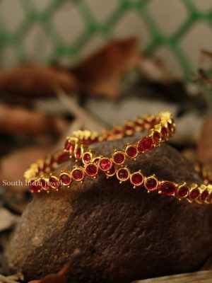 Elegant Kemp Stones Bangle Set