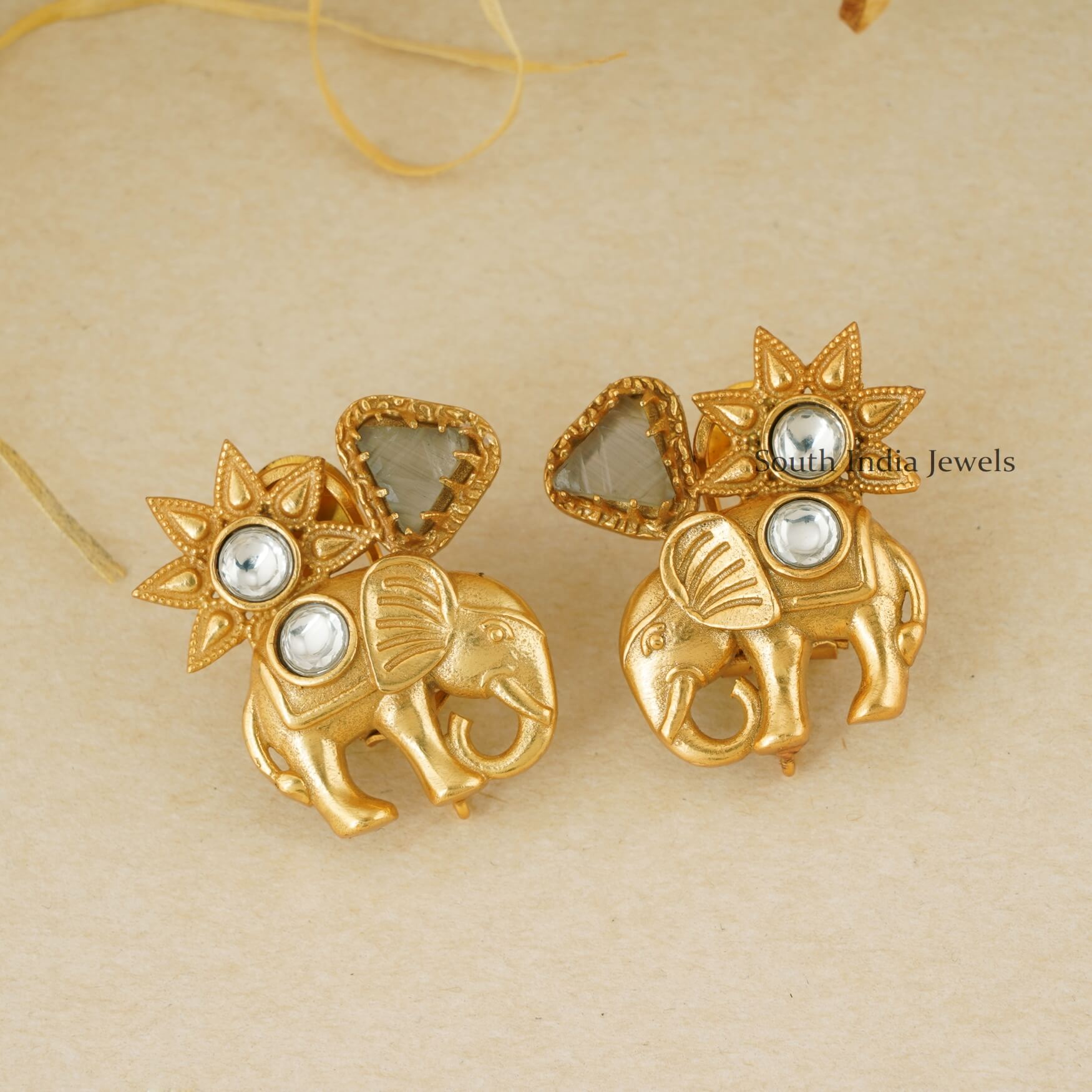 Elephant Gold Plated Kundan Stud Earrings (10)
