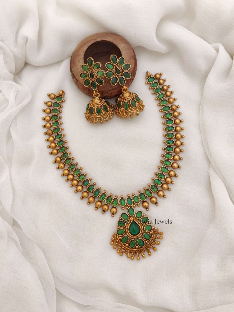 Green Stone Golden Beads Necklace Set