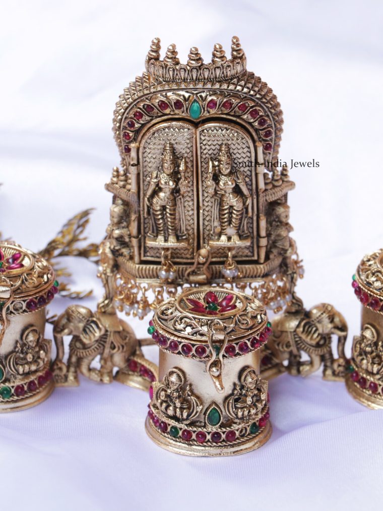 Marvelous Radha Krishna Sindoor Box