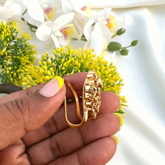Stunning Design Finger Ring