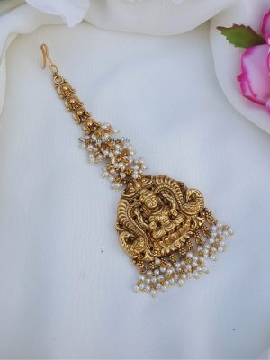 Lakshmi Pearls Maang Tikka