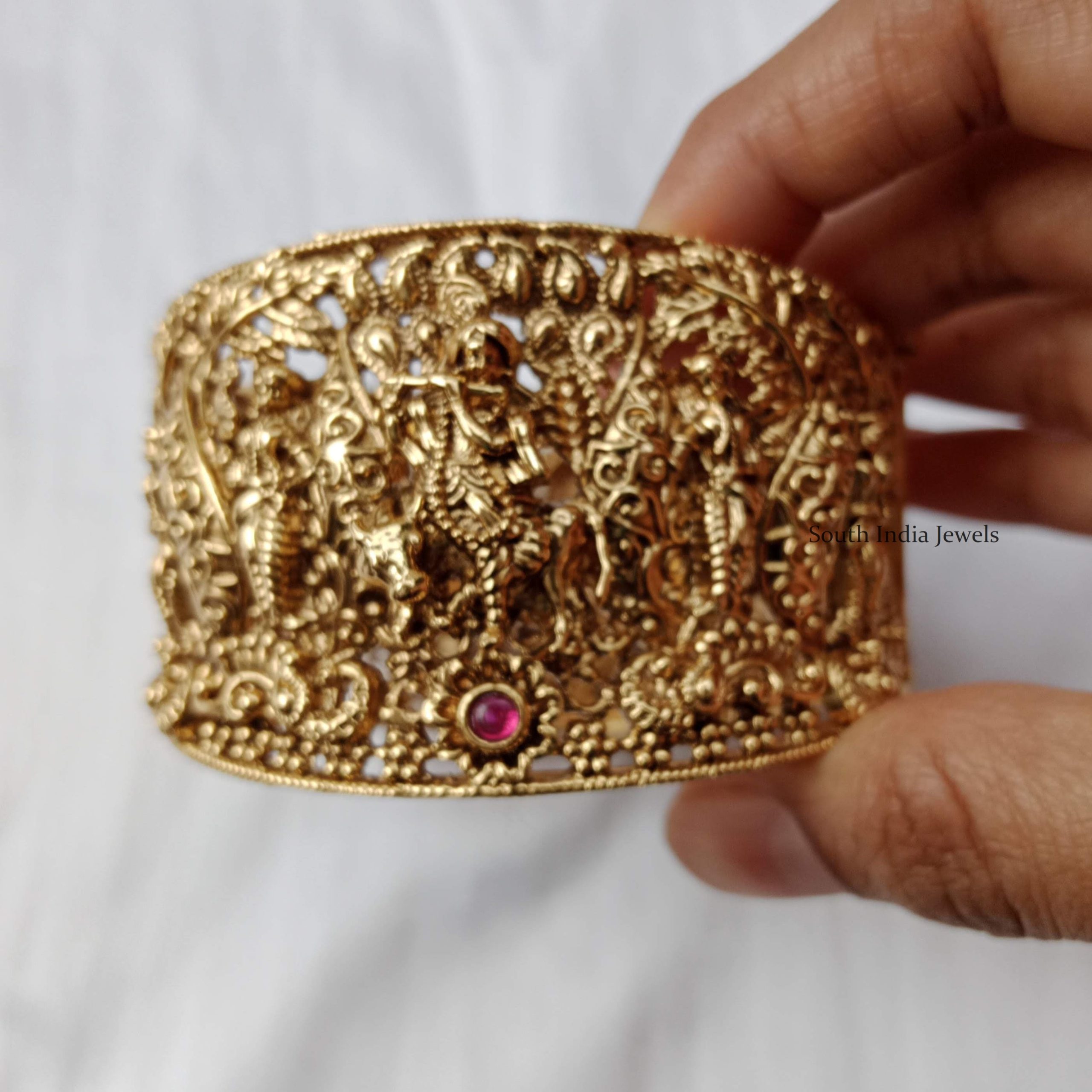 Antique Krishna Design Single Bangles (