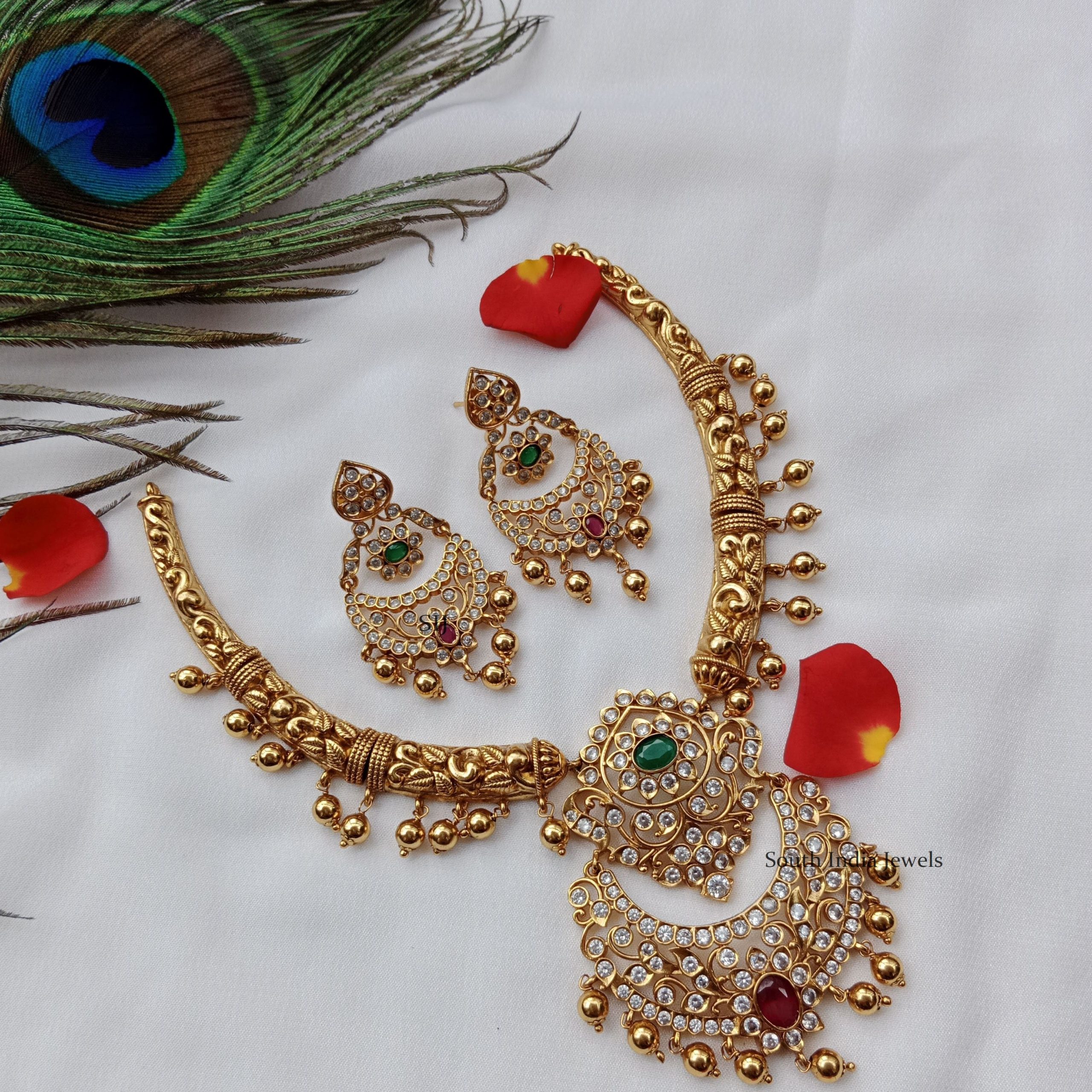 Attractive Chandbali Design Necklace