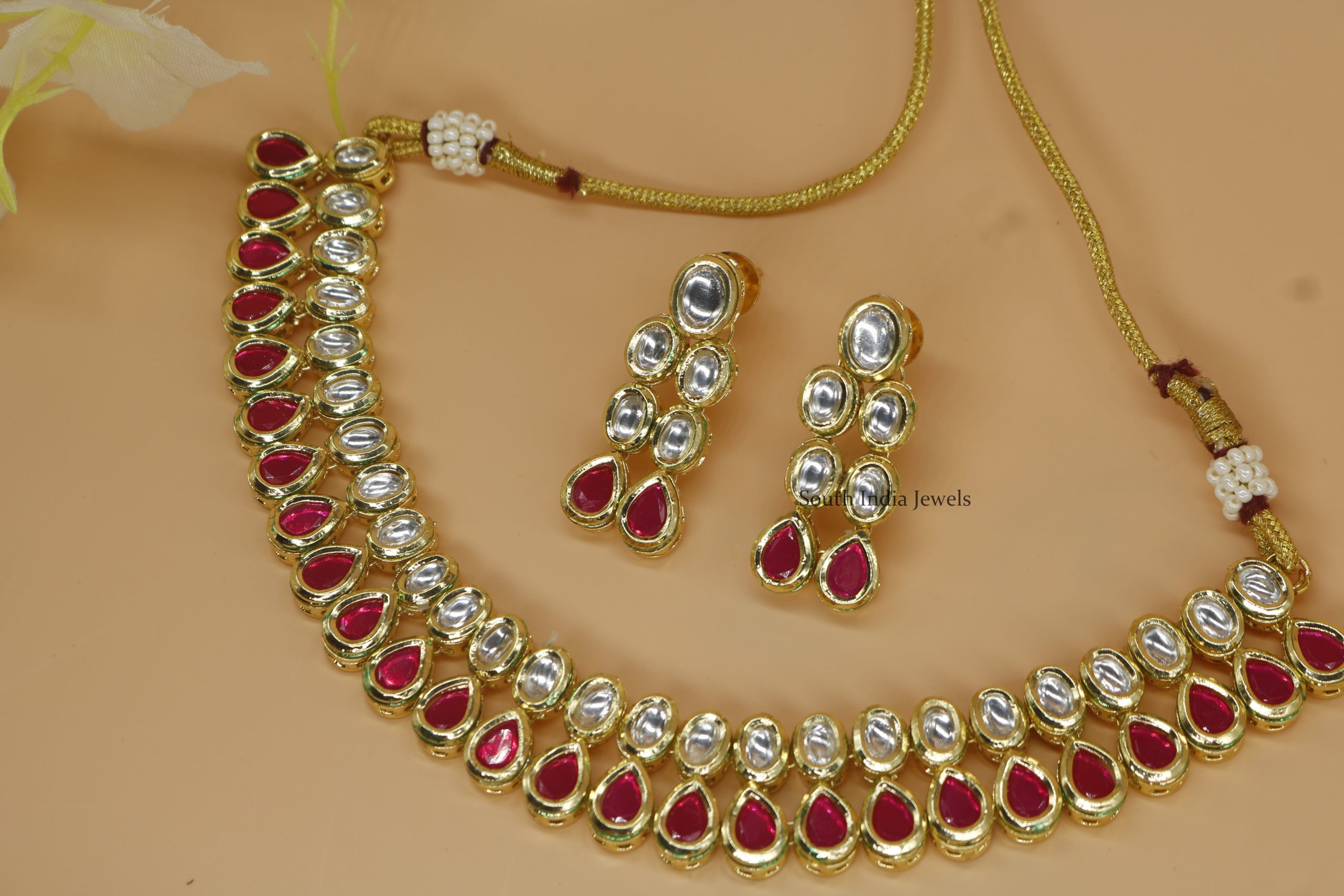 Layered Kundan Necklace Set (3)