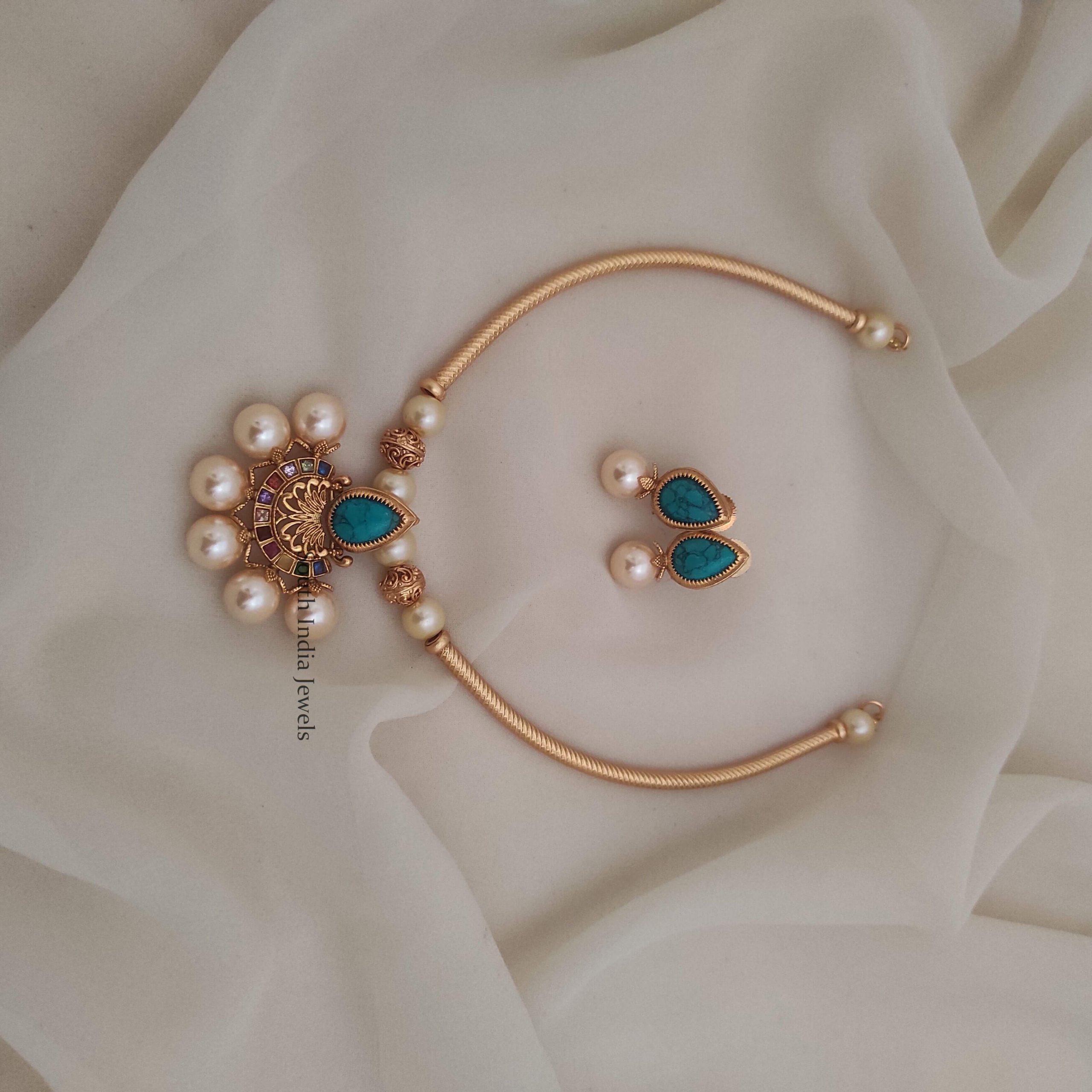 Simple & Attractive Necklace Set