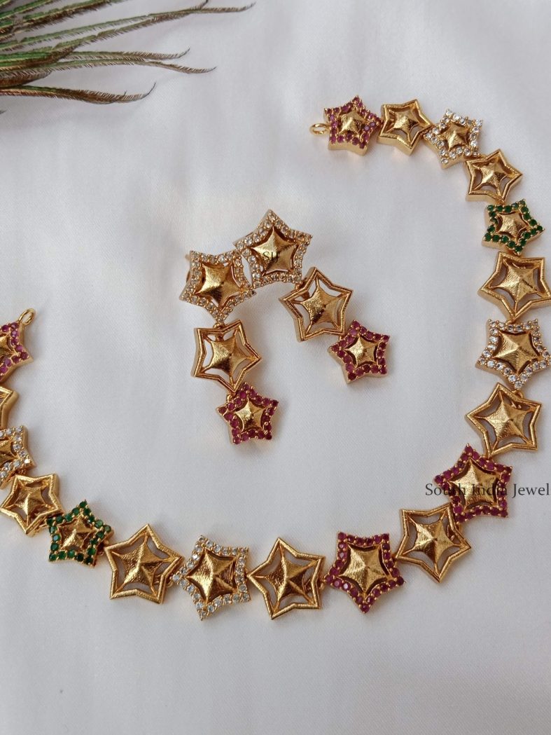 Stunning Star Design Necklace (2)