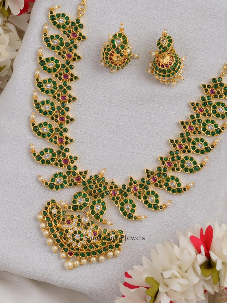 Vintage Green Mango Necklace Set