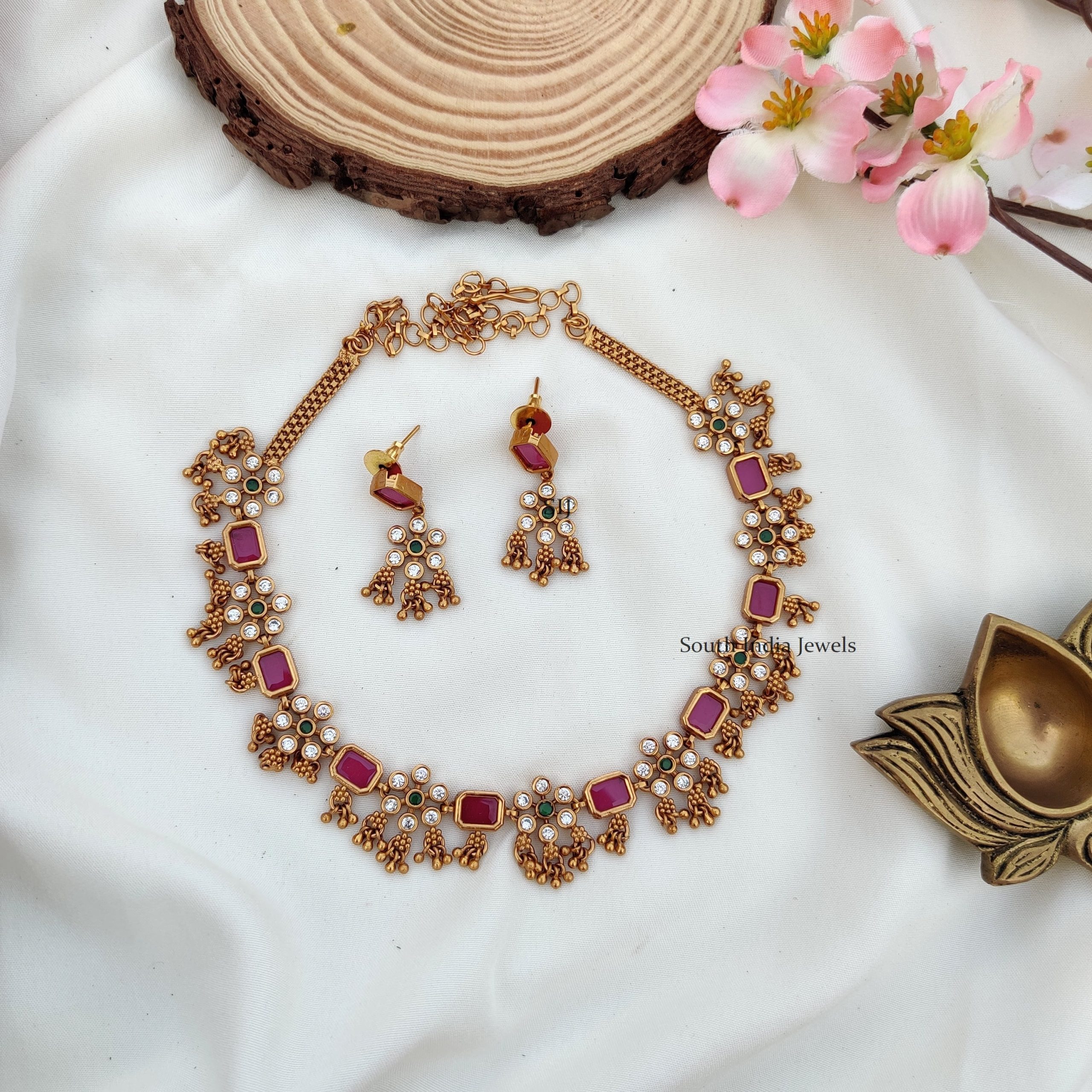 Floral AD Stones Necklace