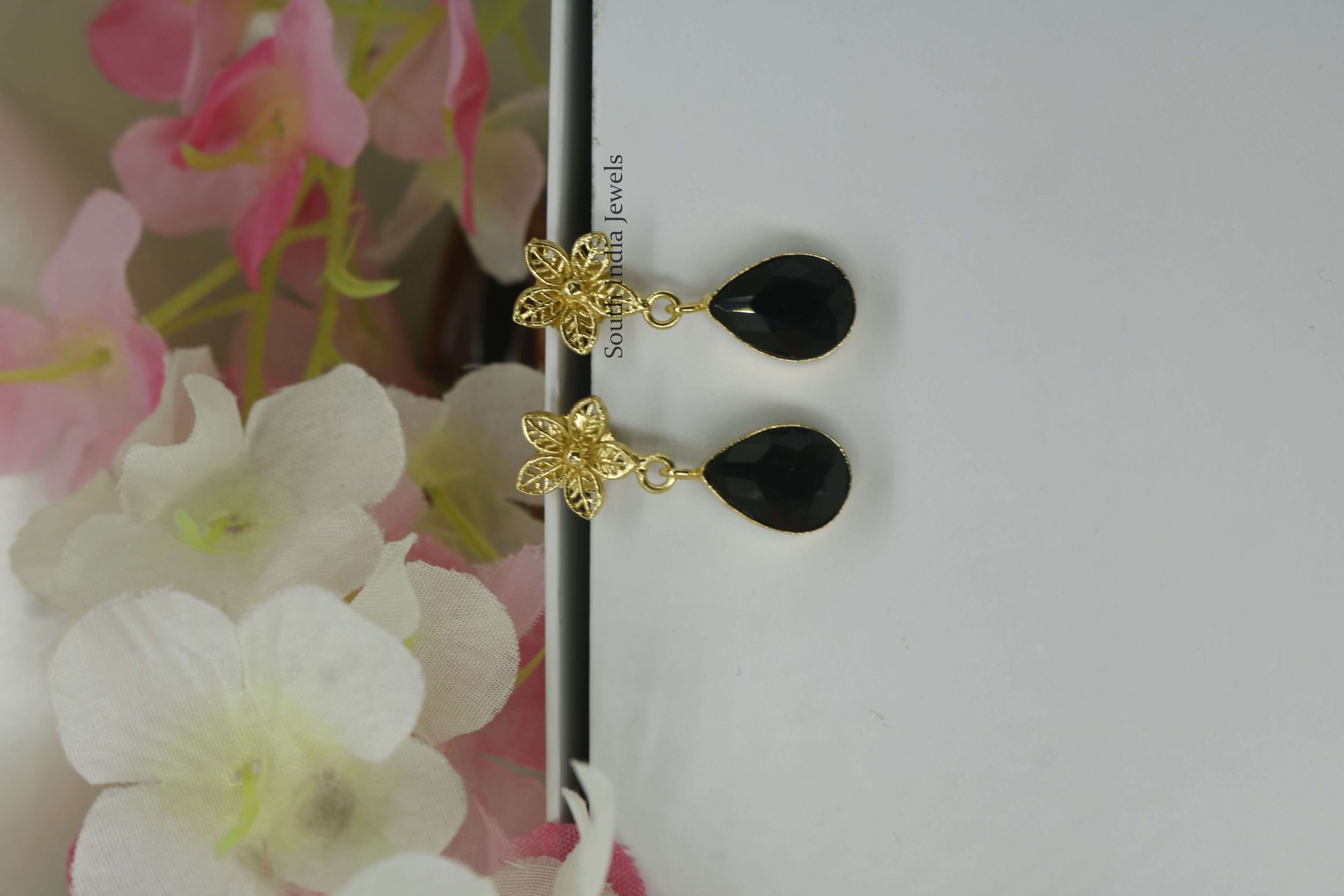 Flower Dtone Elegant Earrings