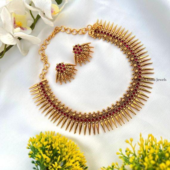 Gorgeous Crafted Spike Necklace