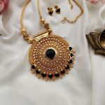 Grand Palakka Pendant Set (2)