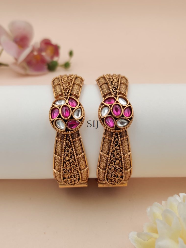 Imitation Floral Design Bangles