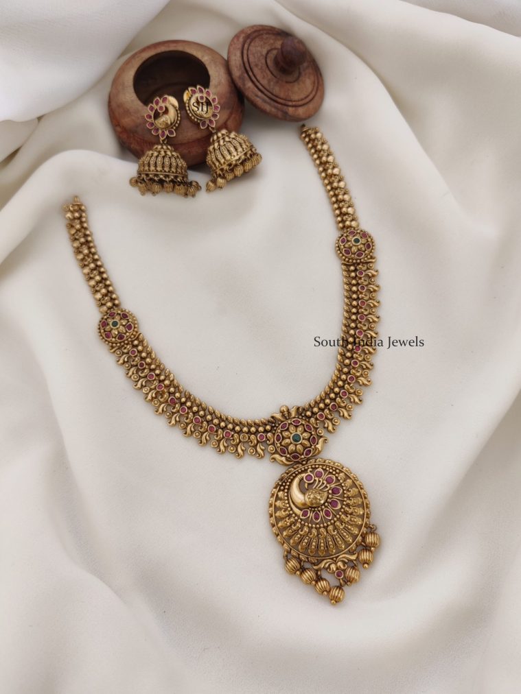 Kemp Stones Peacock Necklace (2)