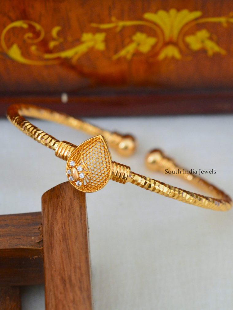 Pretty Adjustable Kada Bangle