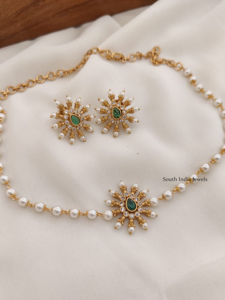 Pretty Pearls AD Choker (3)