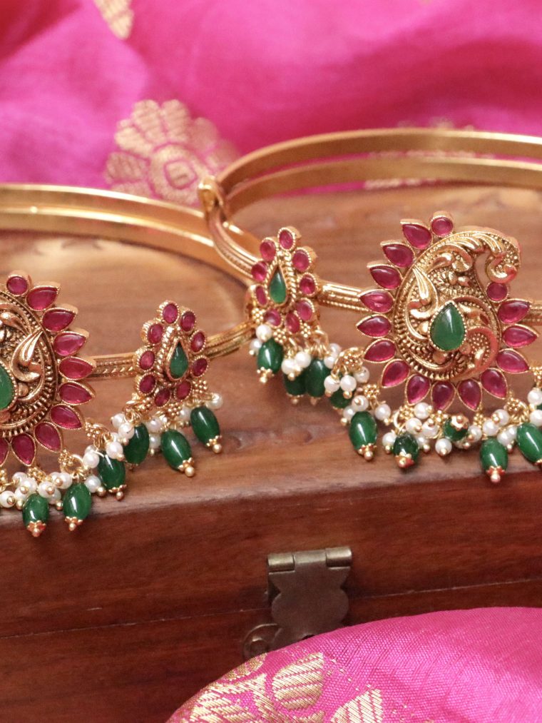 Simple Peacock Design Armlets