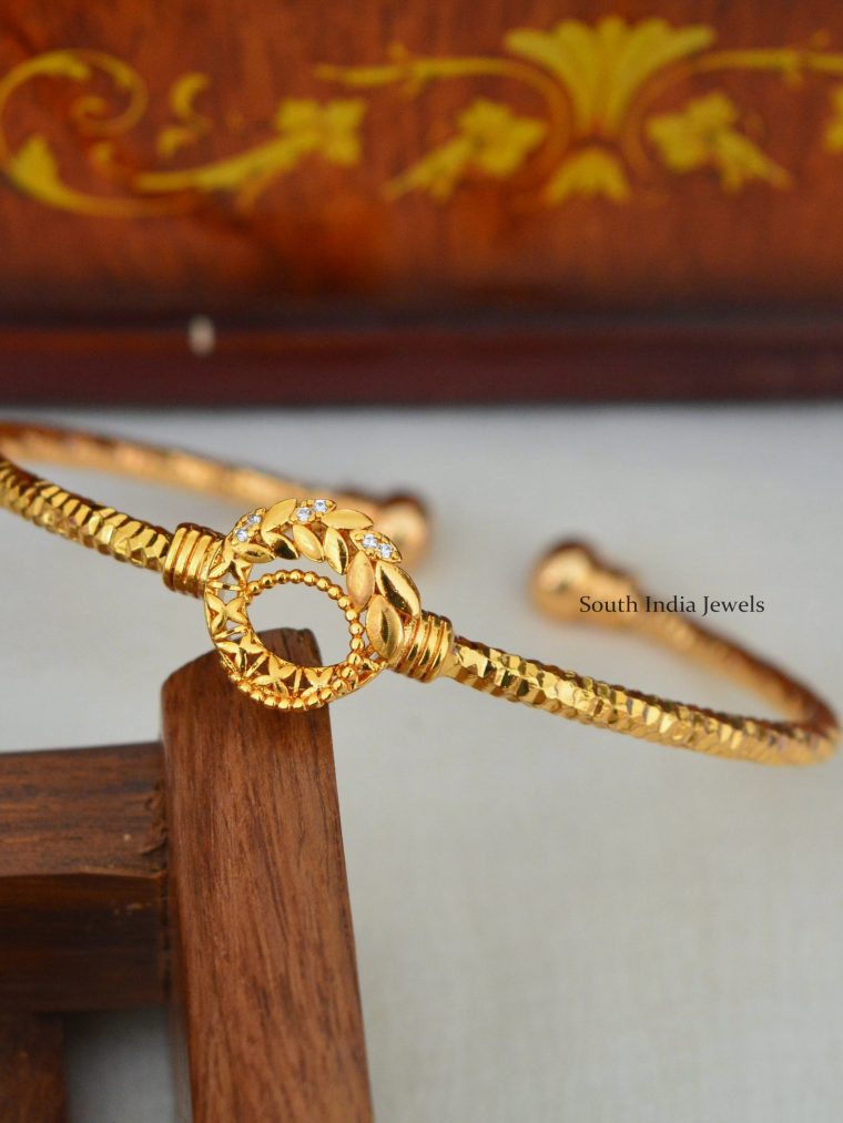 Stunning Adjustable Kada Bangle