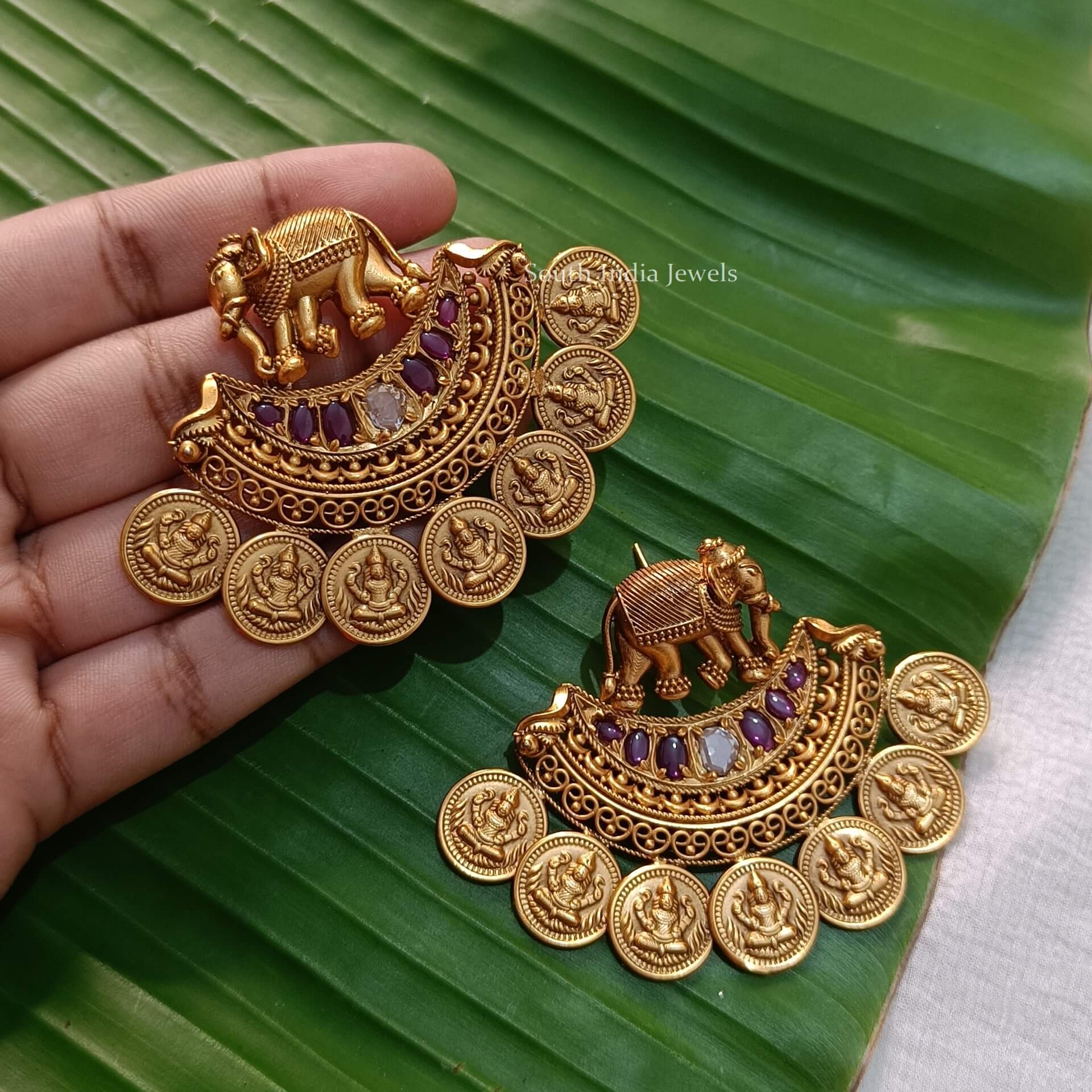 Toniq Gold Coin Drop Earrings Buy Toniq Gold Coin Drop Earrings Online at  Best Price in India  Nykaa