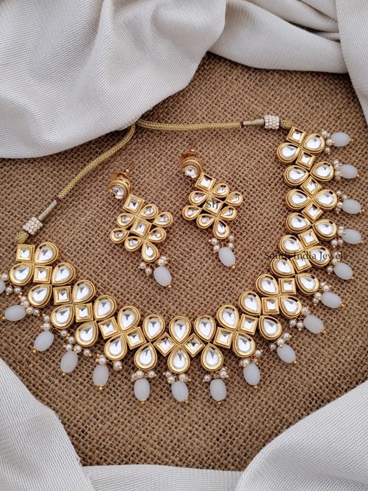 Lovely Kundan Stones Necklace